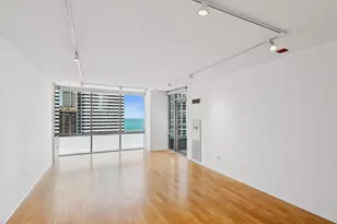8 E Randolph St, Chicago, IL 60601 - Photo 4
