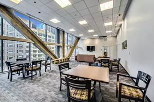 8 E Randolph St, Chicago, IL 60601 - Photo 20