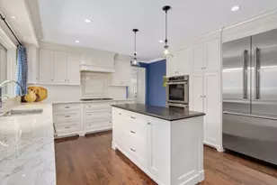 130 Naperville Rd, Clarendon Hills, IL 60514 - Photo 16