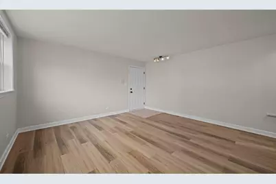 10121 Hartford Court #1B, Schiller Park, IL 60176 - Photo 8