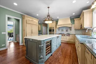1310 Longmeadow Ln, Lake Forest, IL 60045 - Photo 14