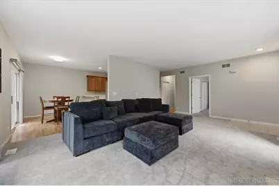 357 Ridge Road, North Aurora, IL 60542 - Photo 6
