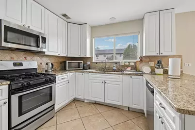 673 E Fountainview Drive #673, Mundelein, IL 60060 - Photo 10