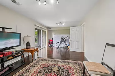 673 E Fountainview Drive #673, Mundelein, IL 60060 - Photo 14