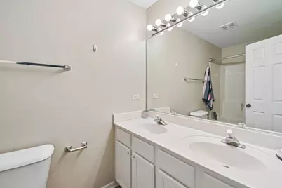 673 E Fountainview Drive #673, Mundelein, IL 60060 - Photo 22