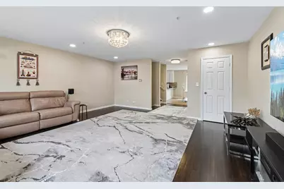 673 E Fountainview Drive #673, Mundelein, IL 60060 - Photo 4
