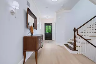 216 S Prospect Ave, Clarendon Hills, IL 60514 - Photo 2