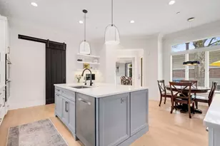 216 S Prospect Ave, Clarendon Hills, IL 60514 - Photo 10