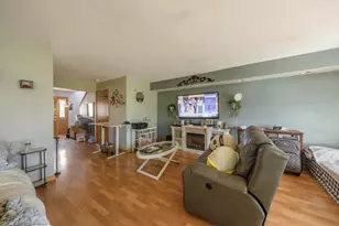 9421 Lindsay St, Orland Hills, IL 60487 - Photo 10