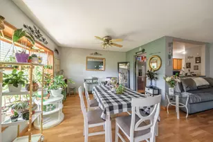 9421 Lindsay St, Orland Hills, IL 60487 - Photo 4
