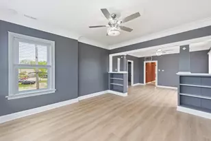 9517 S Escanaba Ave, Chicago, IL 60617 - Photo 6