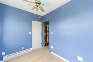 9517 S Escanaba Ave, Chicago, IL 60617 - Photo 10
