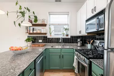 2849 N Damen Avenue #3, Chicago, IL 60618 - Photo 6