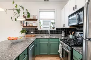 2849 N Damen Ave, Chicago, IL 60618 - Photo 6