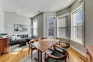 1428 W Walton St, Chicago, IL 60642 - Photo 2