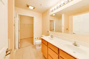 511 Prestwick Ln, Wheeling, IL 60090 - Photo 12