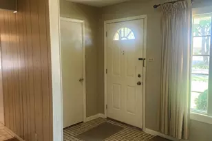 3859 153rd St, Midlothian, IL 60445 - Photo 2