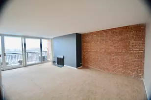 6020 Oakwood Dr, Lisle, IL 60532 - Photo 2