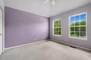 3102 Merrywell Ct, Carpentersville, IL 60110 - Photo 16