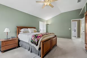 3102 Merrywell Ct, Carpentersville, IL 60110 - Photo 18