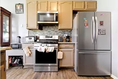 3710 Chatham Court, Joliet, IL 60435 - Photo 8