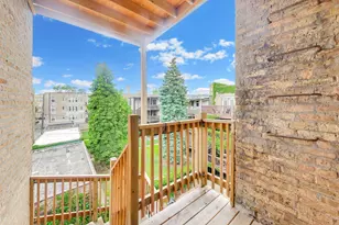 7400 N Seeley Ave, Chicago, IL 60645 - Photo 24