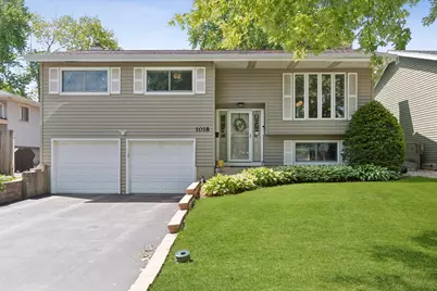 1018 Dawes Avenue, Wheaton, IL 60189 - Photo 1