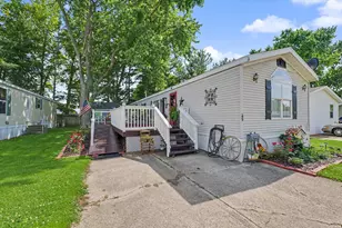 49 Coachman Dr, Monticello, IL 61856 - Photo 2
