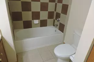 5640 Cambridge Way, Hanover Park, IL 60133 - Photo 22