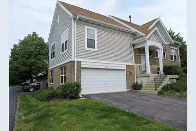 5640 Cambridge Way, Hanover Park, IL 60133 - Photo 4