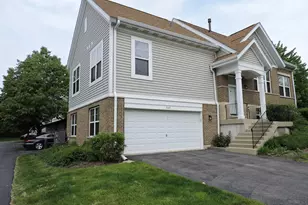 5640 Cambridge Way, Hanover Park, IL 60133 - Photo 4