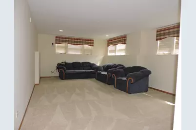 5640 Cambridge Way, Hanover Park, IL 60133 - Photo 42