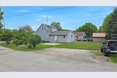 700 E Canal Avenue, Ottawa, IL 61350 - Photo 24