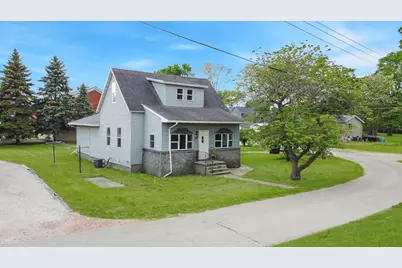 700 E Canal Avenue, Ottawa, IL 61350 - Photo 1
