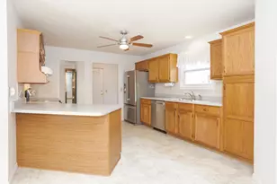 5 Downing Cir, Bloomington, IL 61704 - Photo 6