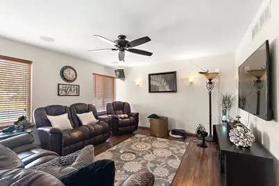 16660 Dorchester Place, Lockport, IL 60441 - Photo 12