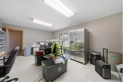 2304 Plainfield Road, Crest Hill, IL 60403 - Photo 18