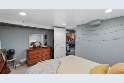 311 N Elm Avenue, Elmhurst, IL 60126 - Photo 18