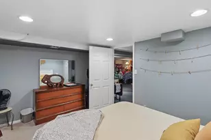 311 N Elm Ave, Elmhurst, IL 60126 - Photo 18