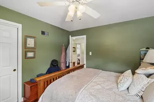 311 N Elm Ave, Elmhurst, IL 60126 - Photo 10