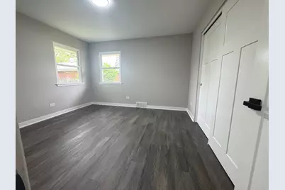 1823 Alma Drive, Crest Hill, IL 60403 - Photo 8