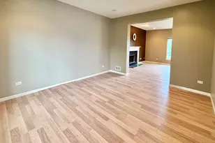 251 Pleasant Dr, Bartlett, IL 60103 - Photo 18