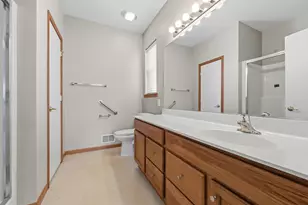102 Hitching Post Ln, Grayslake, IL 60030 - Photo 12