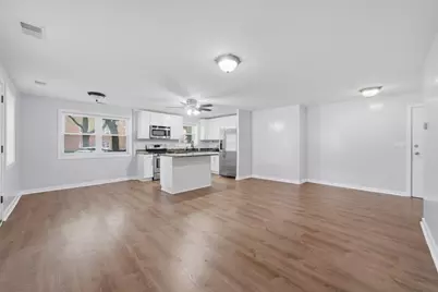 2501 W Bryn Mawr Avenue #102, Chicago, IL 60659 - Photo 6