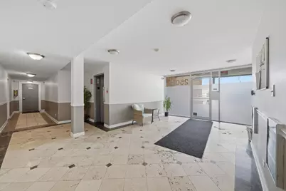 2501 W Bryn Mawr Avenue #102, Chicago, IL 60659 - Photo 2