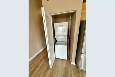 1122 W Catalpa Avenue #1005, Chicago, IL 60640 - Photo 8