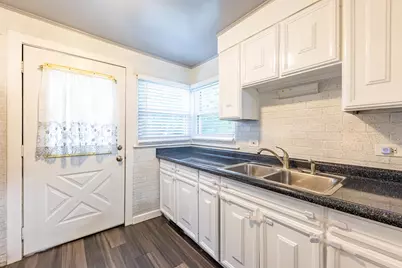 2633 Scott Street, Franklin Park, IL 60131 - Photo 12