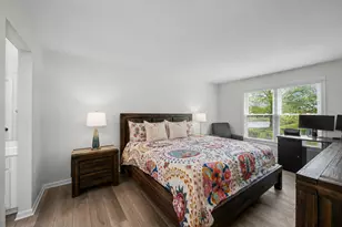 324 Satinwood Ct N, Buffalo Grove, IL 60089 - Photo 10