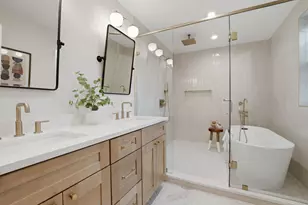 3323 W Belden Ave, Chicago, IL 60647 - Photo 16