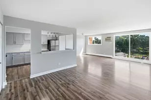 9445 Kenton Ave, Skokie, IL 60076 - Photo 2